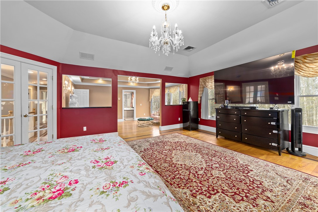 South Kingstown, Rhode Island 02879, United States, 4 Bedrooms Bedrooms, ,5 BathroomsBathrooms,Residential,Active,121257