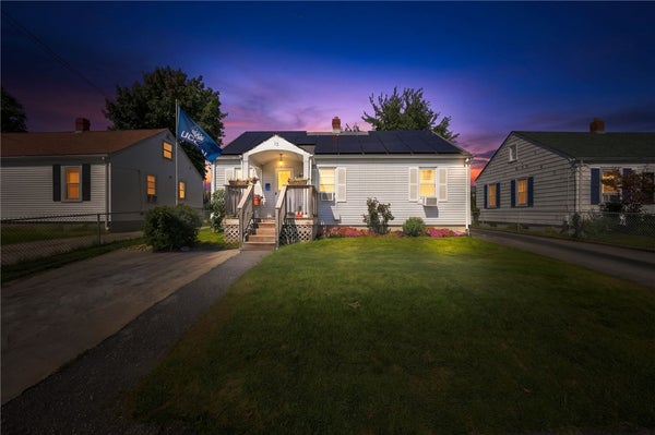 13 HUNTER AVE, JOHNSTON, RI 02919 - Image f3d3d588ef49d048527d696b429ee4e0/1728840887