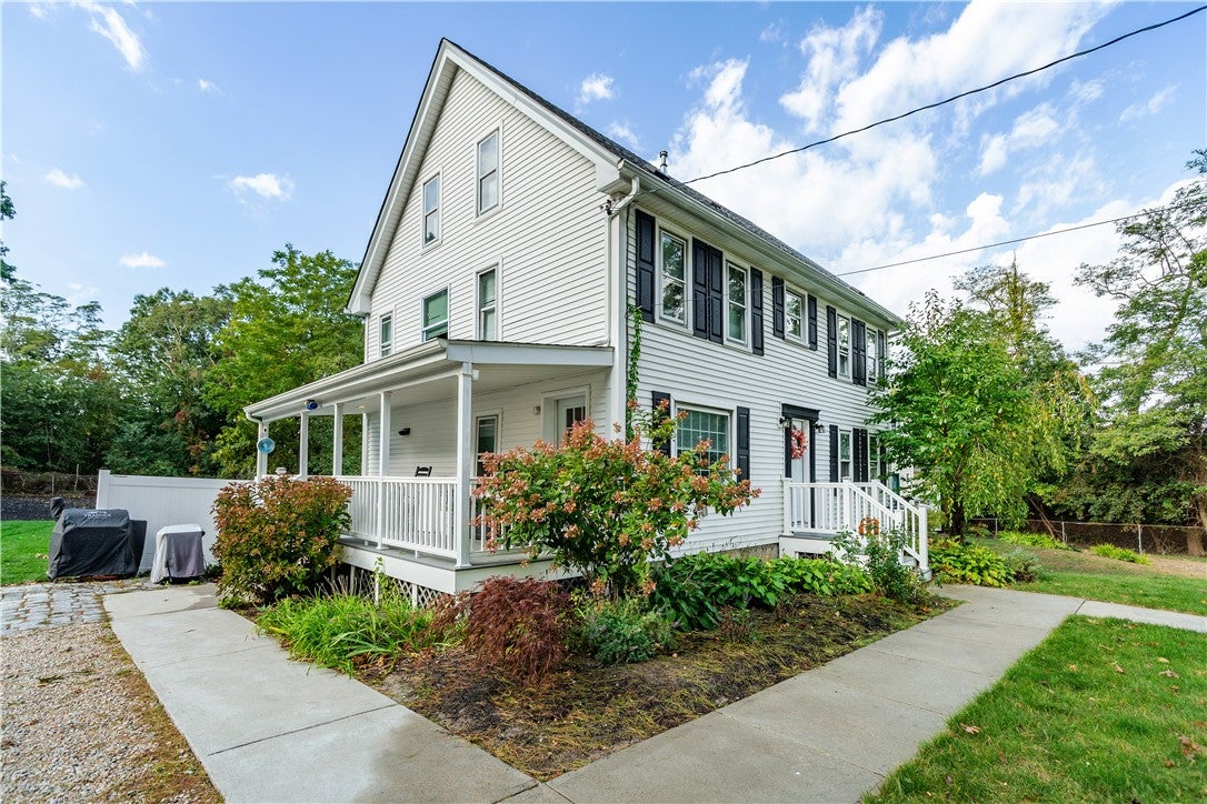 925 Cedar Swamp Road