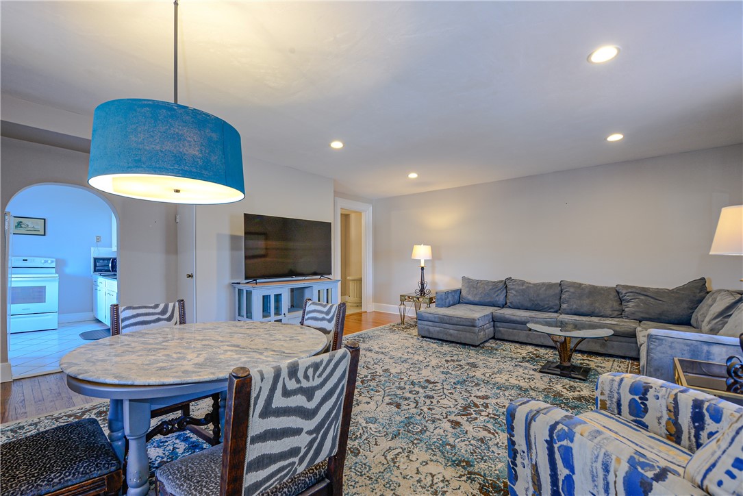 10 Pell Street 3B