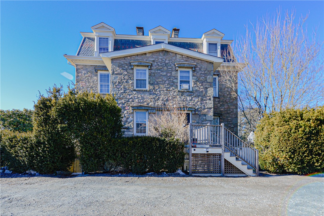 10 Pell Street 3B