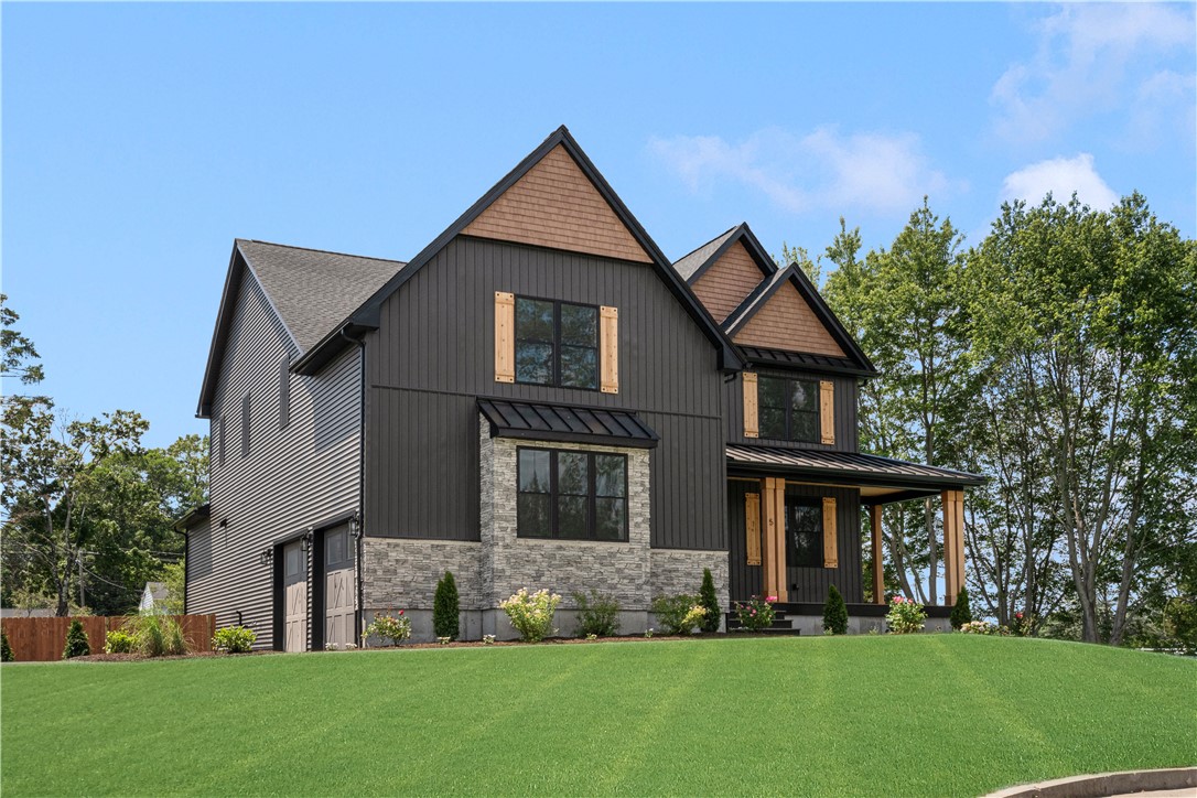 5 Braeburn Circle