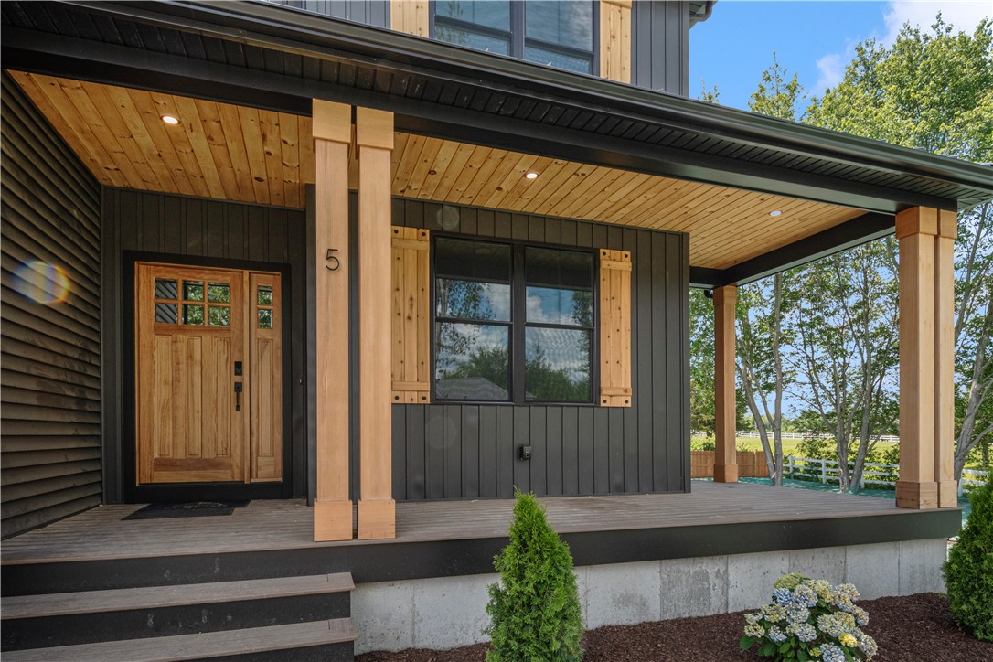 5 Braeburn Circle