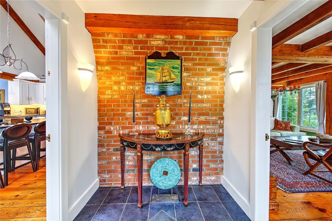 75 Macomber Lane