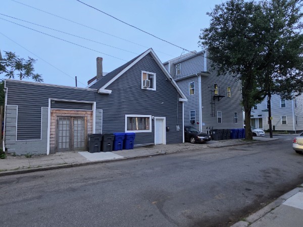 66 Penn Street
