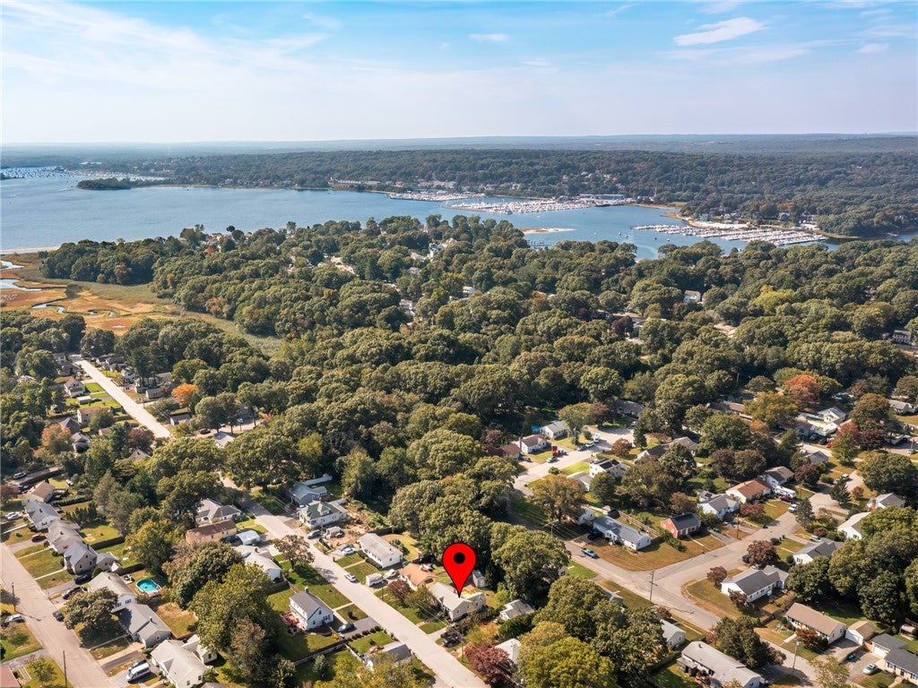 37 Bakers Creek Road