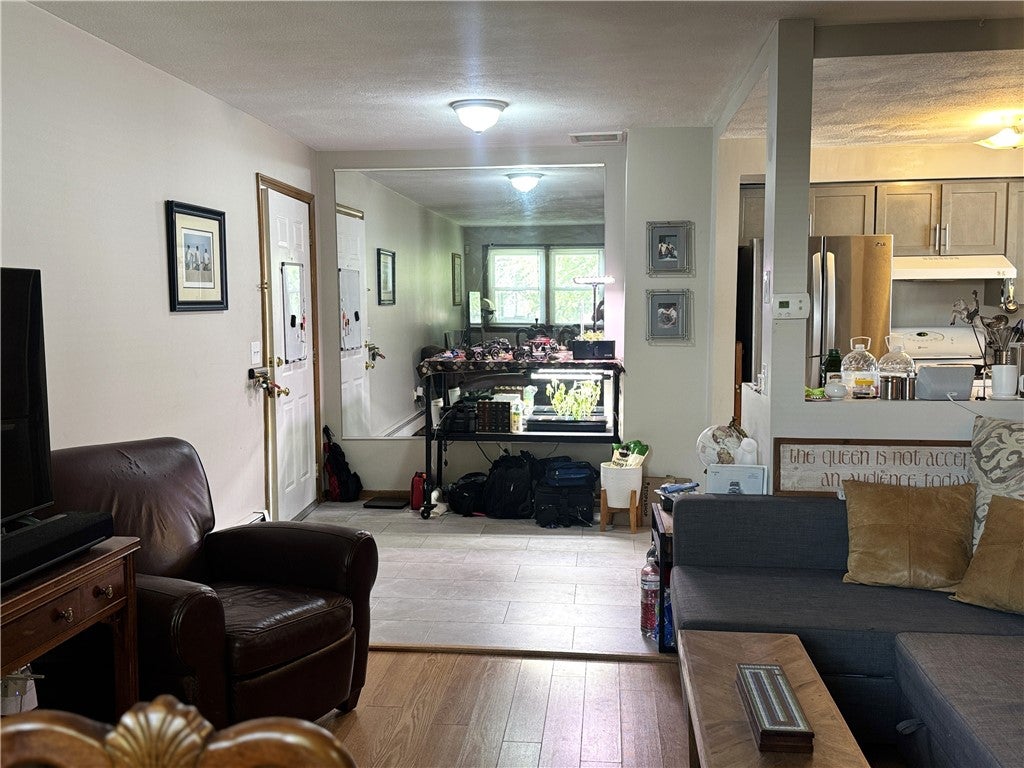 89 Manomet Street 91