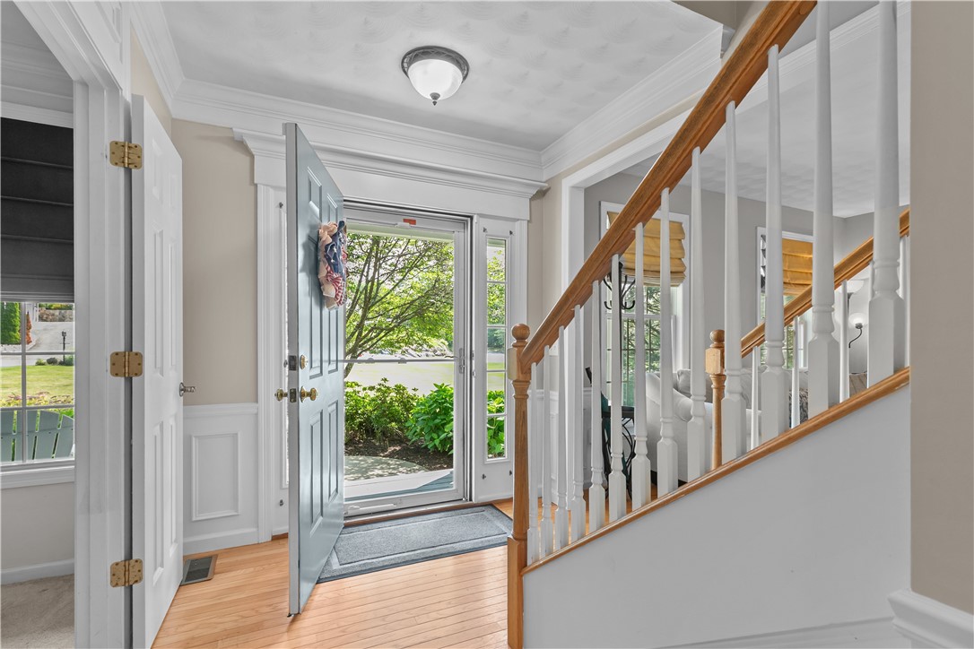 123 CASTLE ROCKS Road