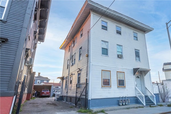 119 ELMWOOD AVE, PROVIDENCE, RI 02907 - Image f4bcb2ebf4a514d835dafc2f553b376d/3477893894
