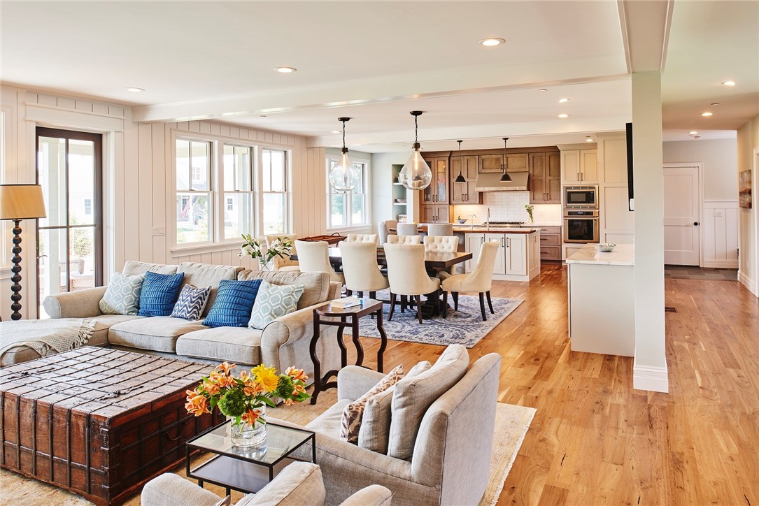 3 Amore Lane