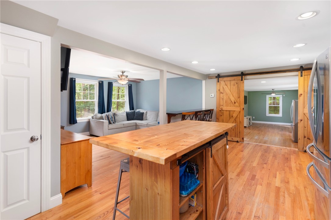 Hopkinton, Rhode Island 02832, United States, 3 Bedrooms Bedrooms, ,3 BathroomsBathrooms,Residential,Active,166149