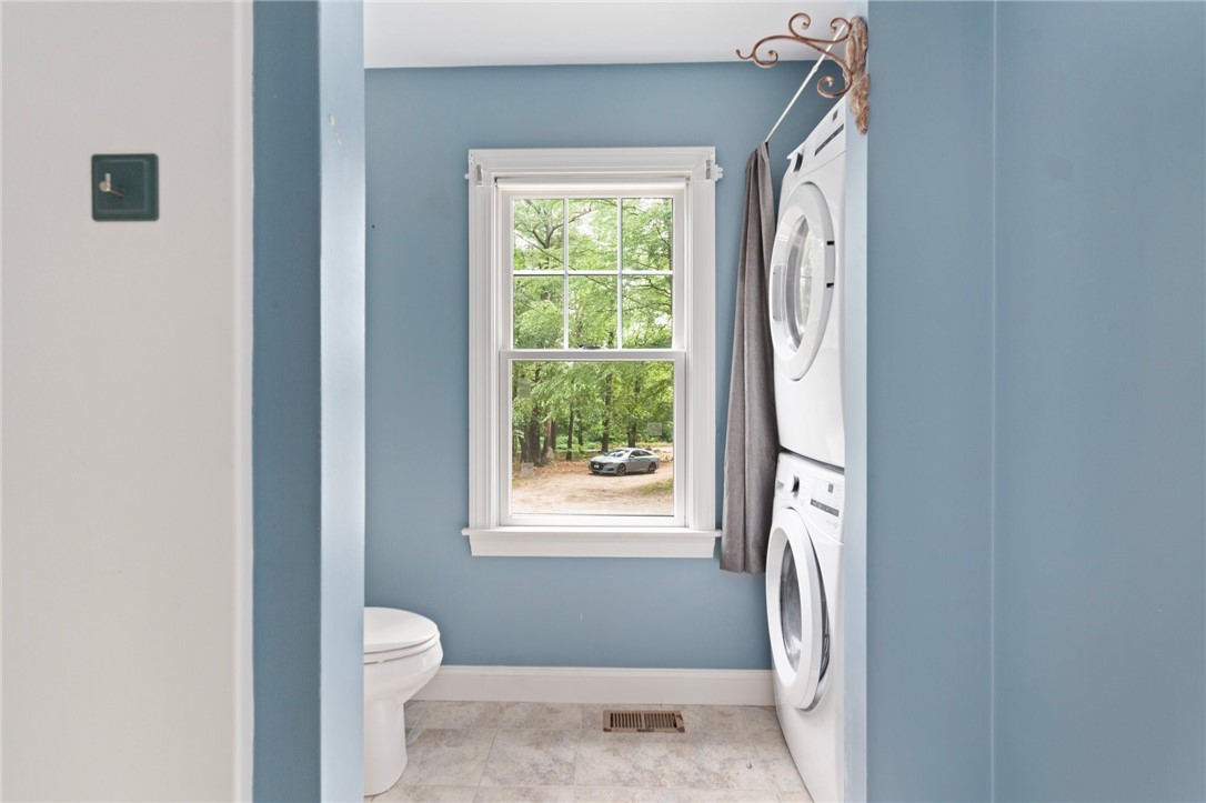 Hopkinton, Rhode Island 02832, United States, 3 Bedrooms Bedrooms, ,3 BathroomsBathrooms,Residential,Active,166149