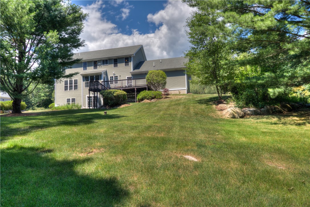 East Greenwich, Rhode Island 02818, United States, 4 Bedrooms Bedrooms, ,3 BathroomsBathrooms,Residential,Active,87317