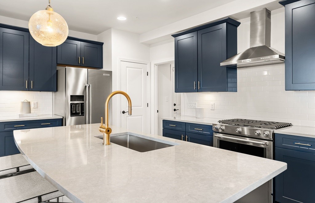 36 East Point Drive 4