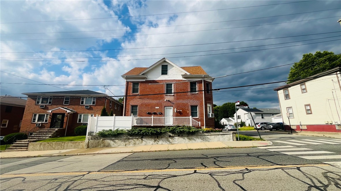 773 Admiral Street