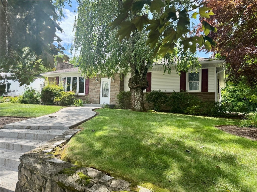 5 Susan Circle