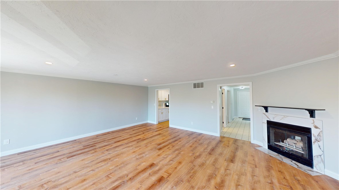 40 Waterview Drive B