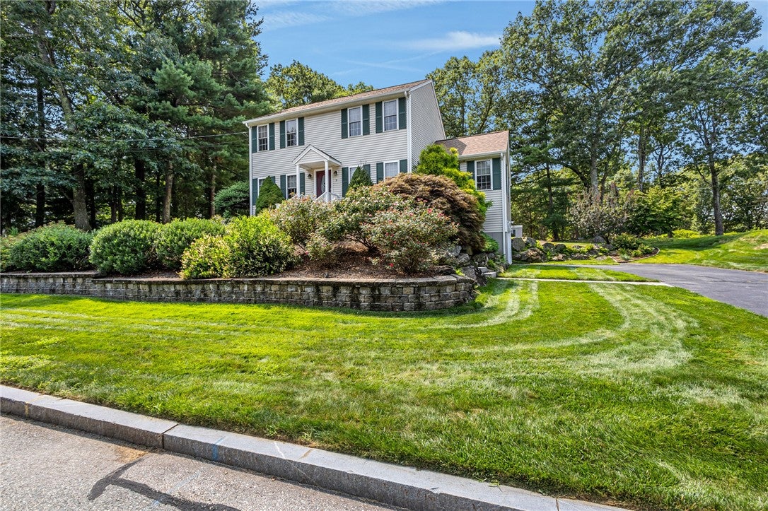 5 Lauretta Lane