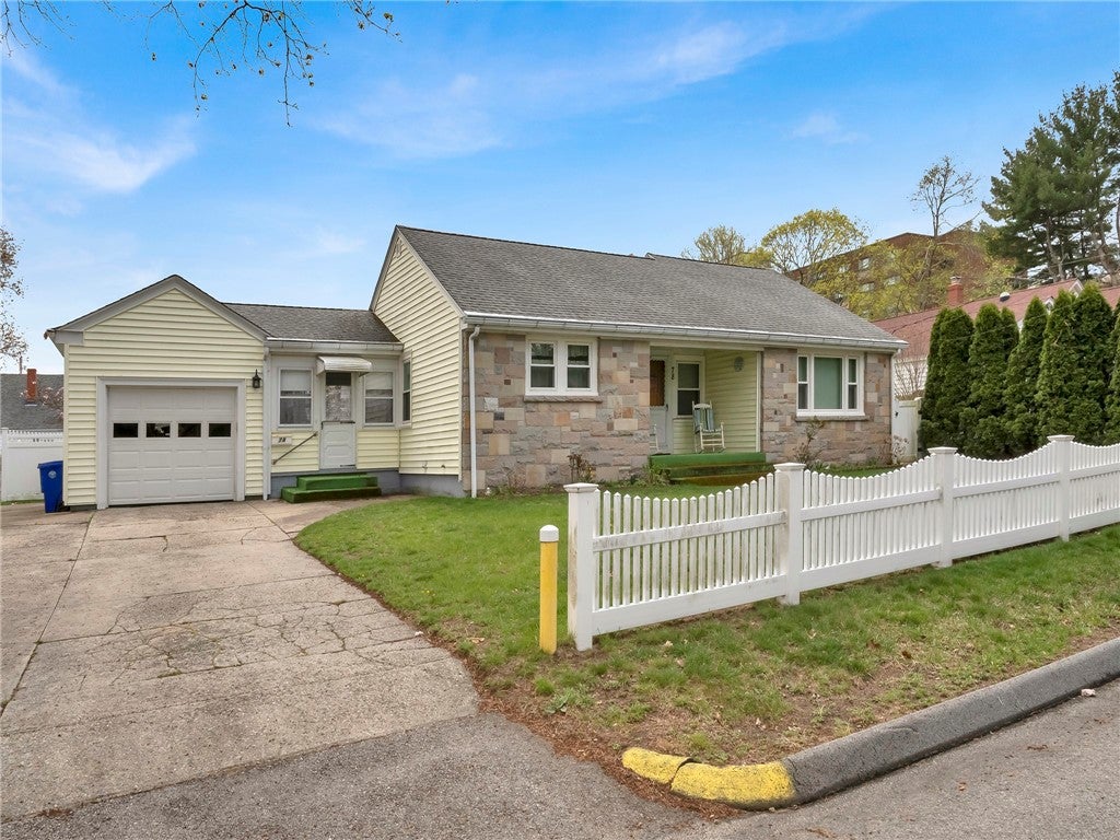 78 Crossland Road