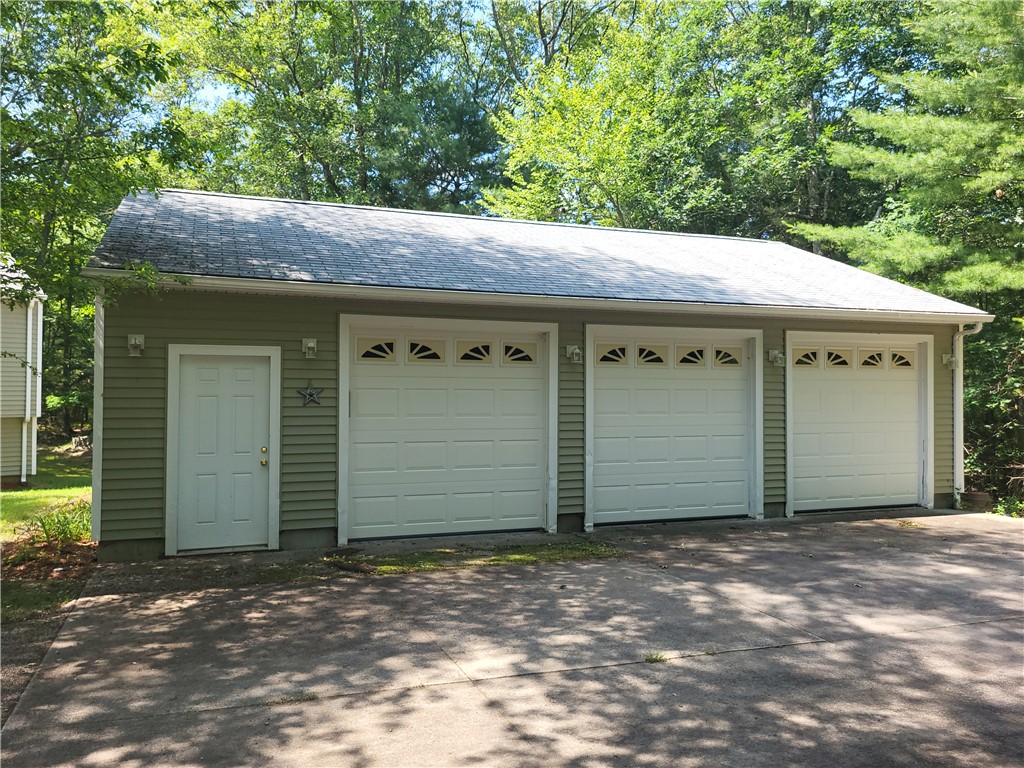 51 Tug Hollow Road