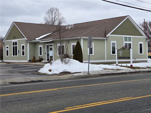 2871 Post Road Warwick RI 02886