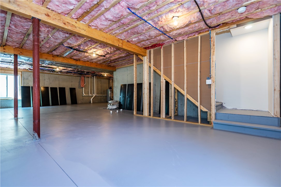 Coventry, Rhode Island 02816, United States, 3 Bedrooms Bedrooms, ,3 BathroomsBathrooms,Residential,Active,177076