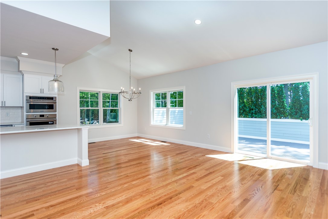 Coventry, Rhode Island 02816, United States, 3 Bedrooms Bedrooms, ,3 BathroomsBathrooms,Residential,Active,177076