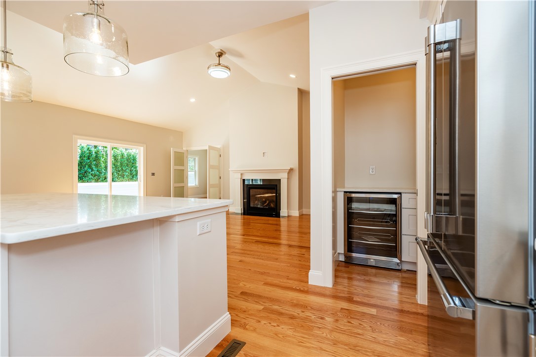 Coventry, Rhode Island 02816, United States, 3 Bedrooms Bedrooms, ,3 BathroomsBathrooms,Residential,Active,177076