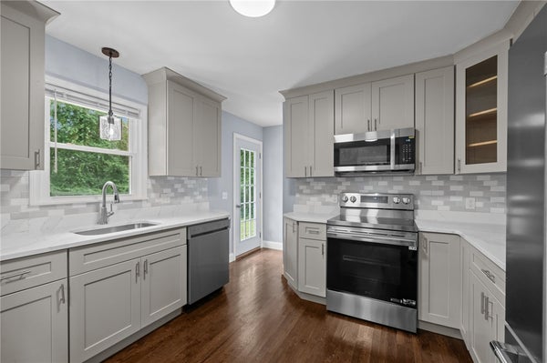 126 ALTON BRADFORD RD, BRADFORD, RI 02808 - Image f6b26abe5ce7d1ca5cd308a2a737fb9e/3251377562