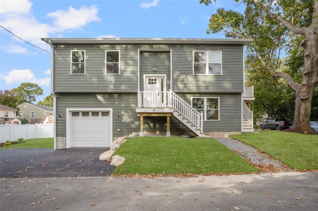 8 North Shore Street