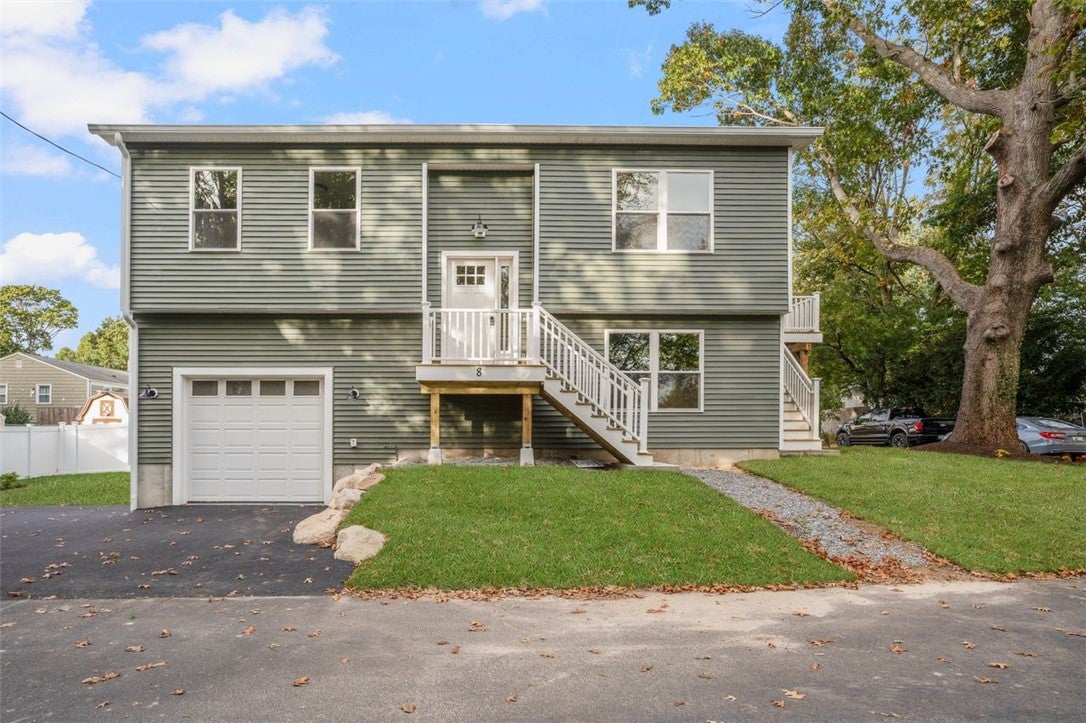 8 North Shore Street