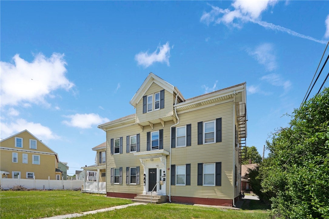 62 Conant Street
