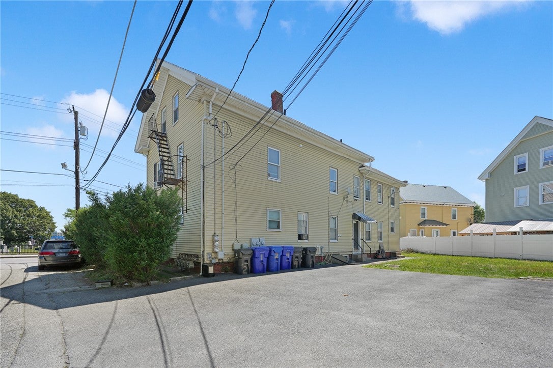 62 Conant Street