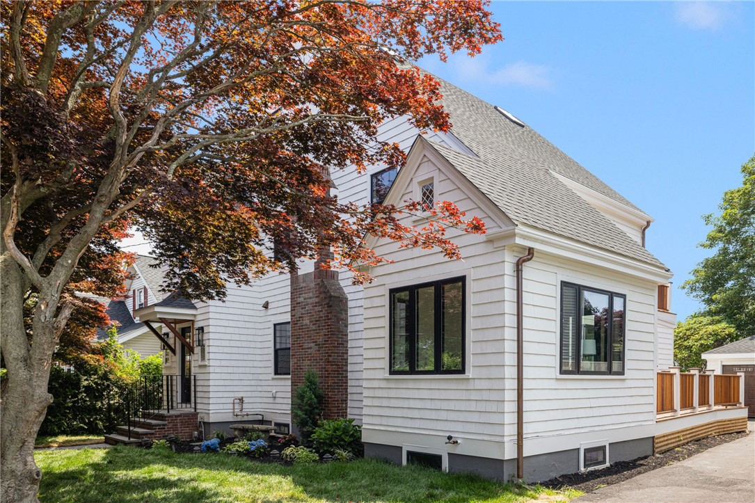 111 Kay Street