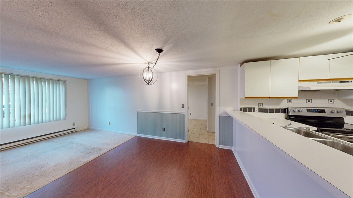 200 Woodlawn Avenue 103