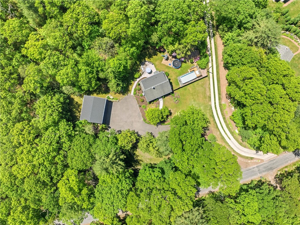 252 Wolf Rock Road
