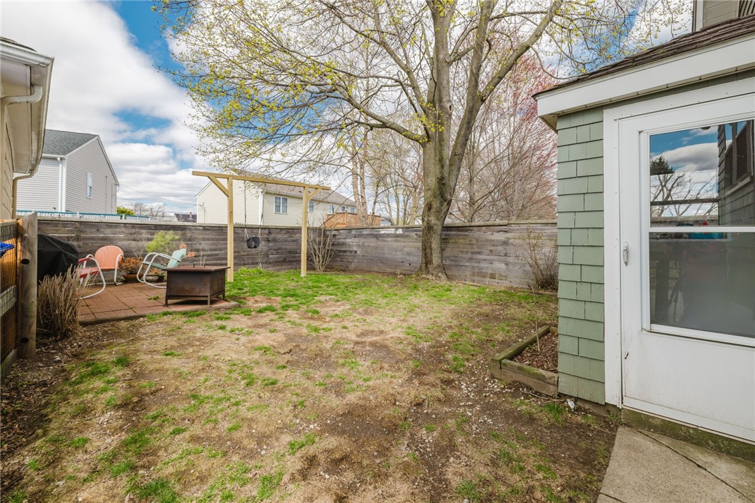 542 Walcott Street