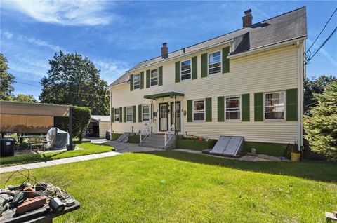 41 Mount Pleasant View Avenue 43 Cumberland RI 02864