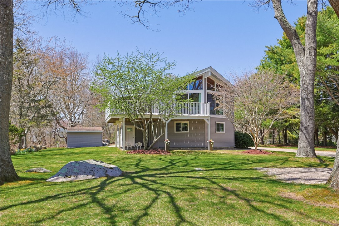 203 North Niantic Drive
