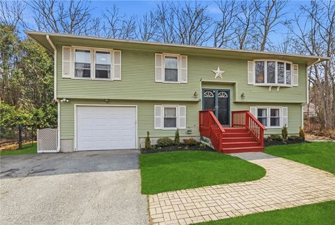 48 Roger Williams Drive Johnston RI 02919