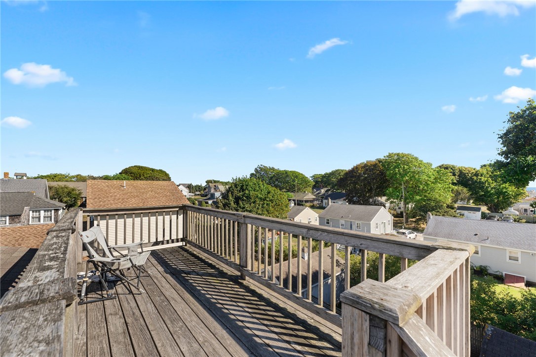 South Kingstown, Rhode Island 02879, United States, 3 Bedrooms Bedrooms, ,3 BathroomsBathrooms,Residential,Pending,216065