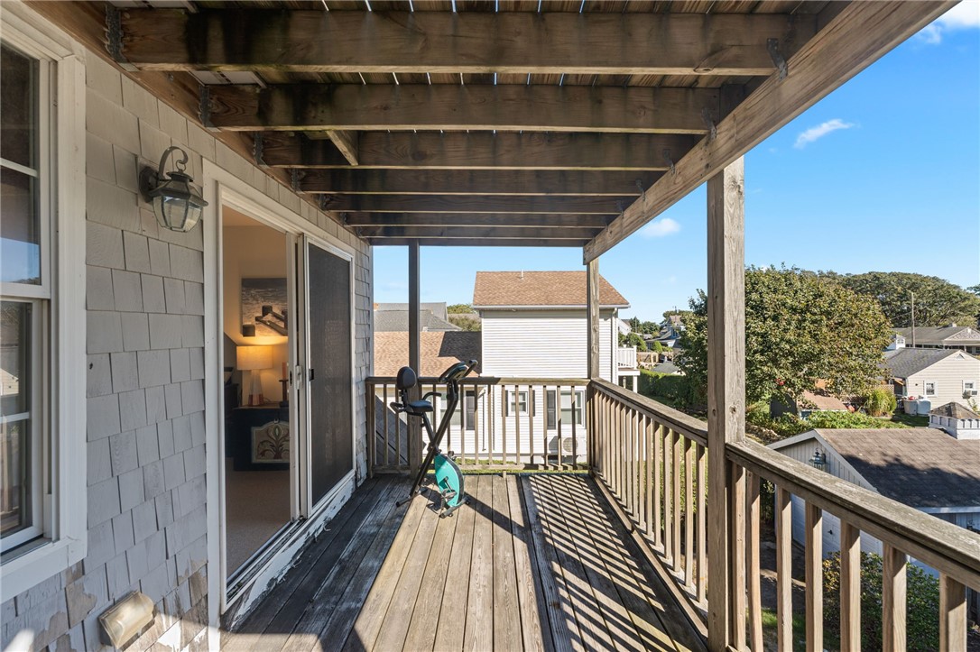 South Kingstown, Rhode Island 02879, United States, 3 Bedrooms Bedrooms, ,3 BathroomsBathrooms,Residential,Pending,216065