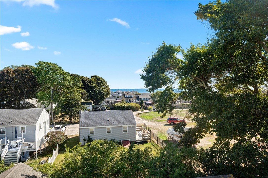 South Kingstown, Rhode Island 02879, United States, 3 Bedrooms Bedrooms, ,3 BathroomsBathrooms,Residential,Pending,216065