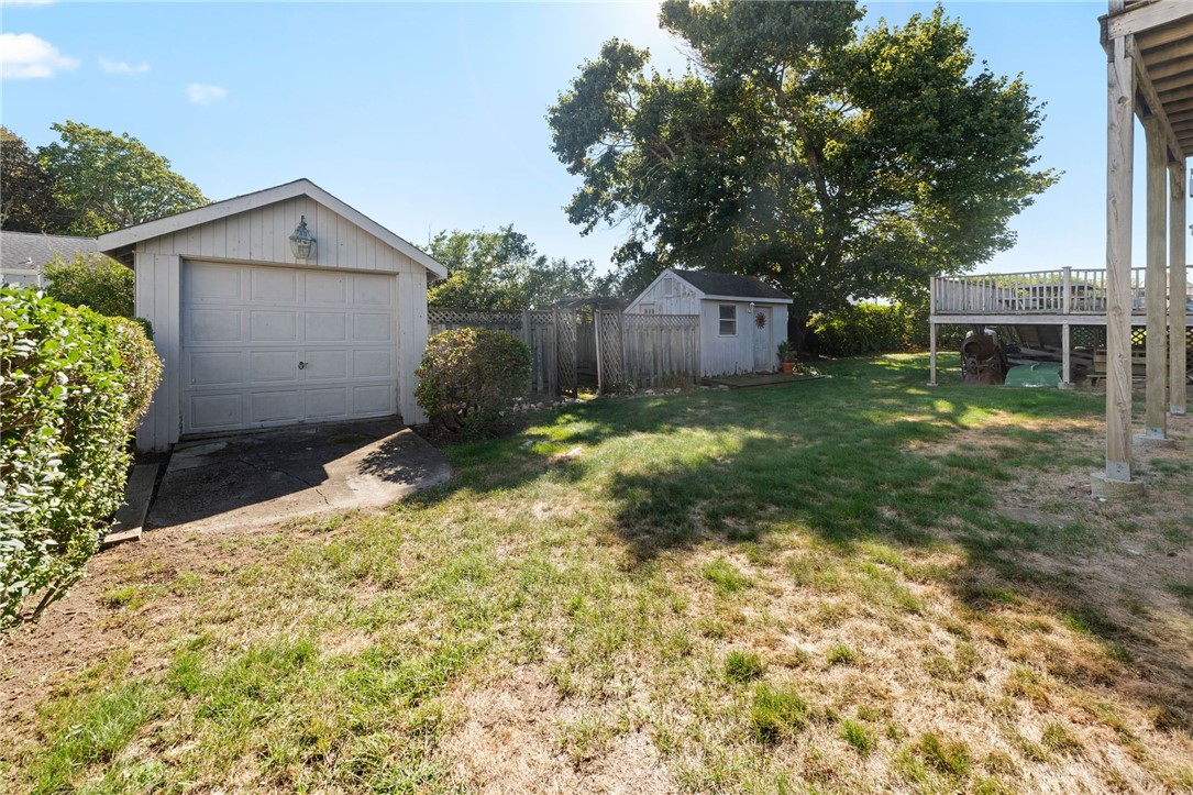 South Kingstown, Rhode Island 02879, United States, 3 Bedrooms Bedrooms, ,3 BathroomsBathrooms,Residential,Pending,216065