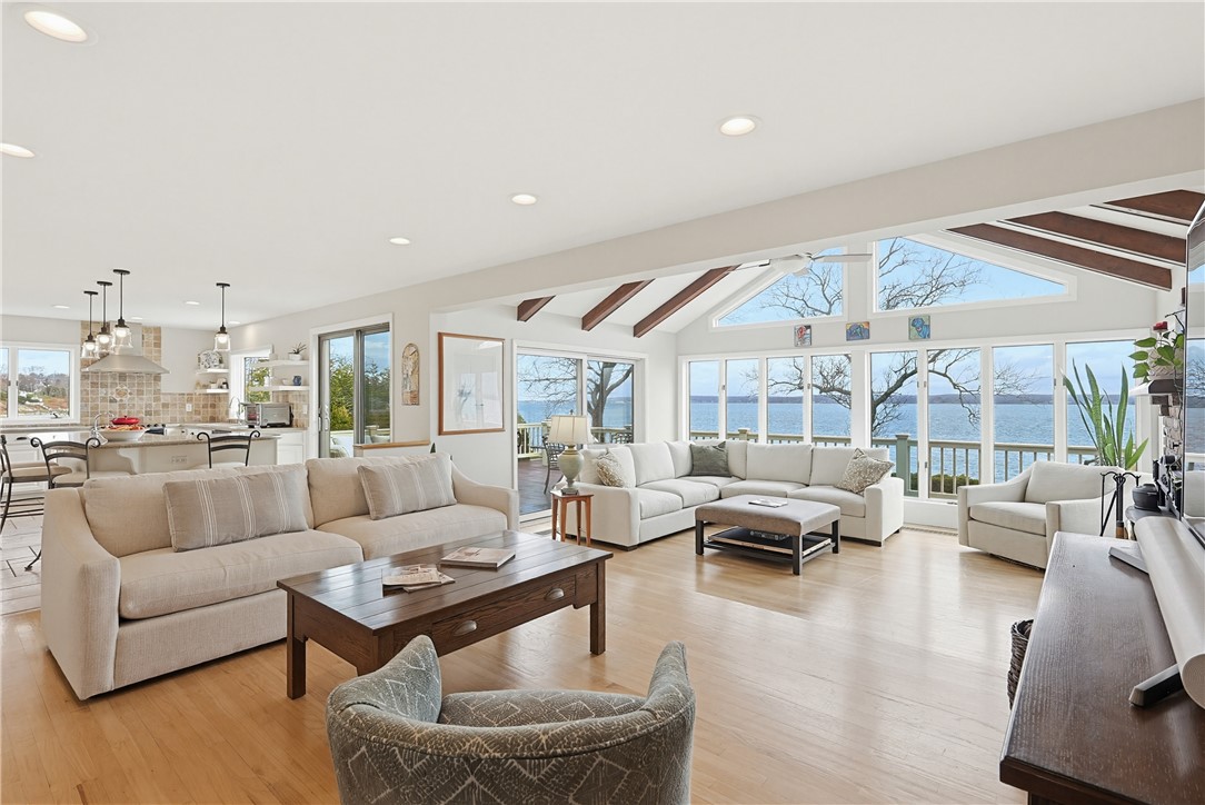 54 Oliver Hazard Perry Road Road