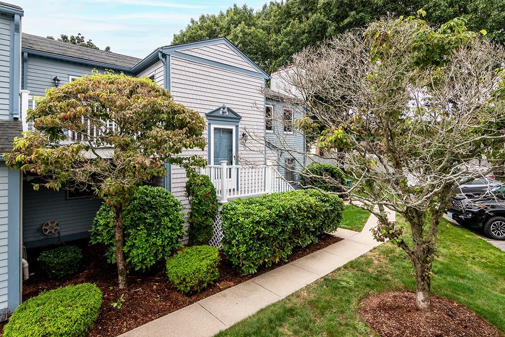 1 WILLOW GLEN Circle 52
