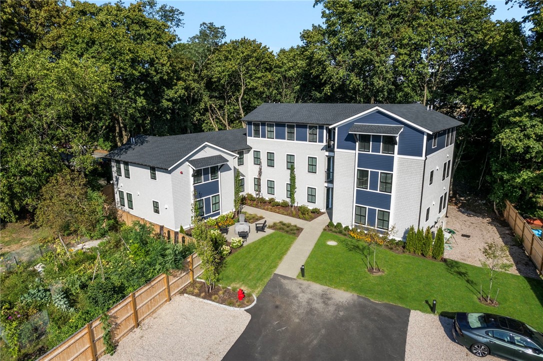 32 Exchange Street 103