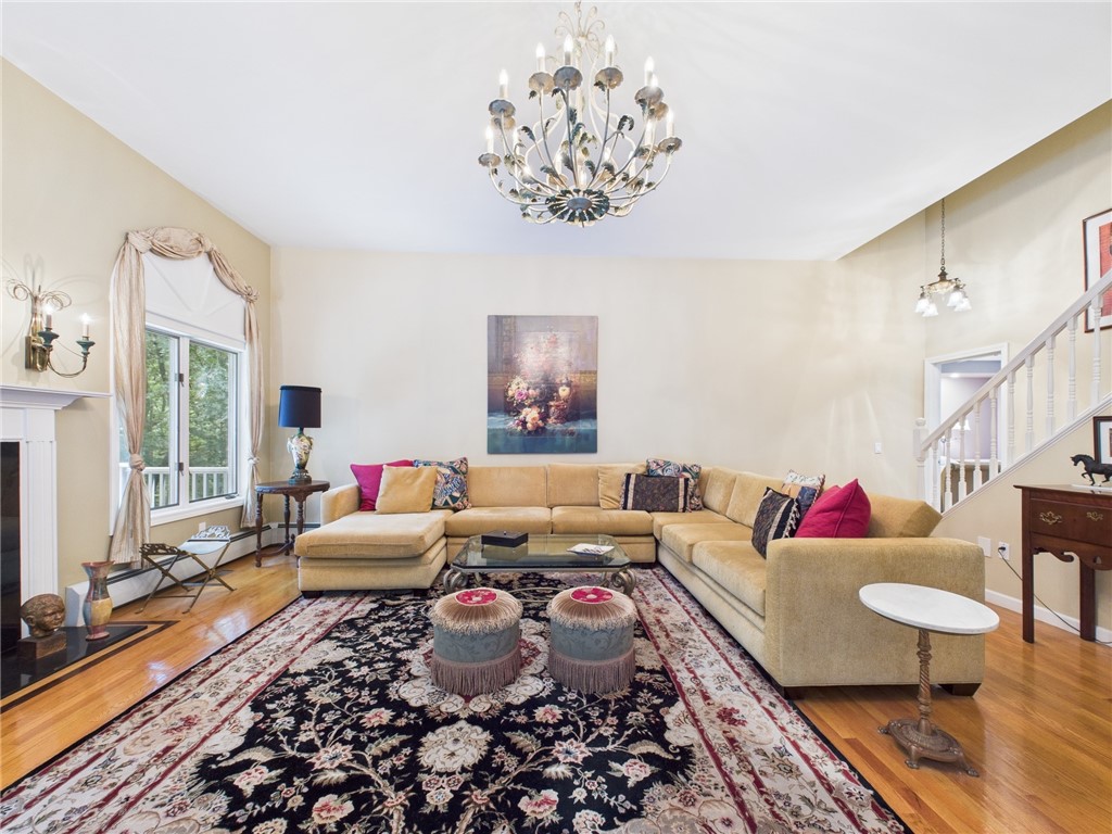 1265 Gilbert Stuart Road