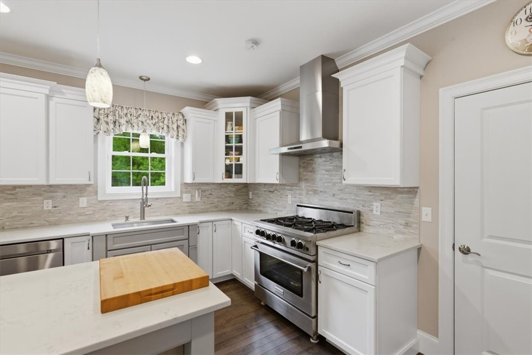 81 Cedar Forest Road