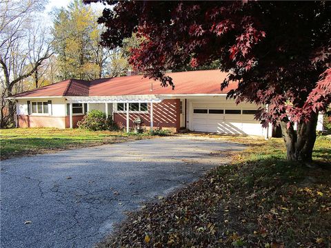 15 Apple Hill Drive Scituate RI 02857